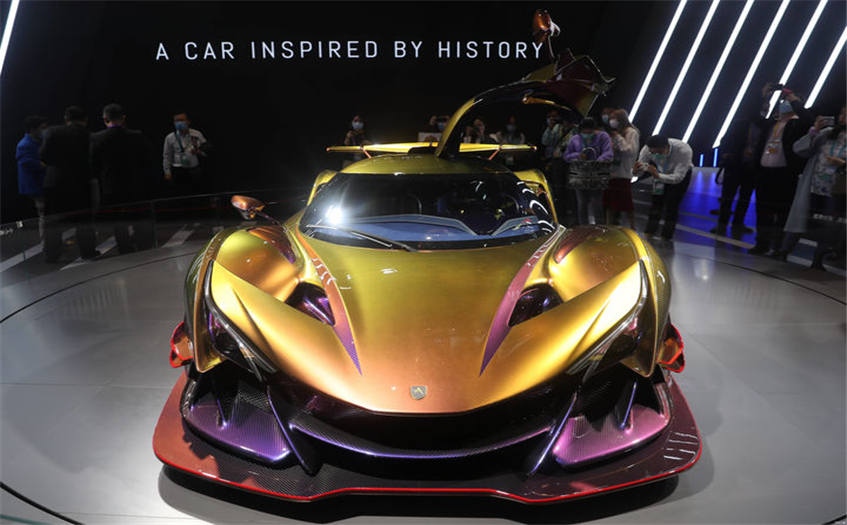 全球首款全碳纤维汽车亮相进博会!